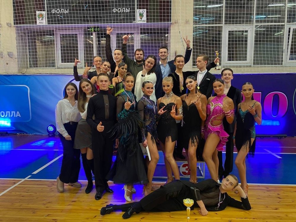 Дом танца липецк на водопьянова. Фестиваль fashion style. Танцы липецк 1980. Дом танца липецк. Аттестация по бальным танцам дети.