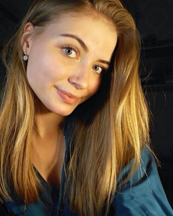 лена 27 лет. лена лен мамба. лена 27 лет. лена 27 лет. лена 26 лет.