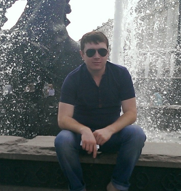 Гасан махачкала. Абушев магомед-гасан. Гасан османов депутат. Махачкала 1999 год фото. Гасан махачкала.