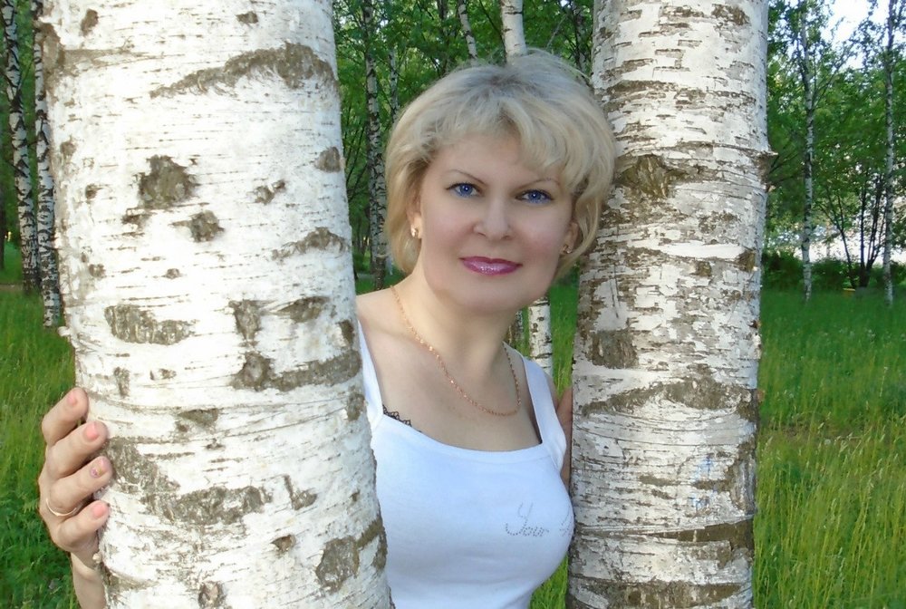 Обеспеченная женщина киров. Женщины екатеринбурга. Женщины кирова. Деревенская женщина 50 лет. Женщины кирово-чепецк.