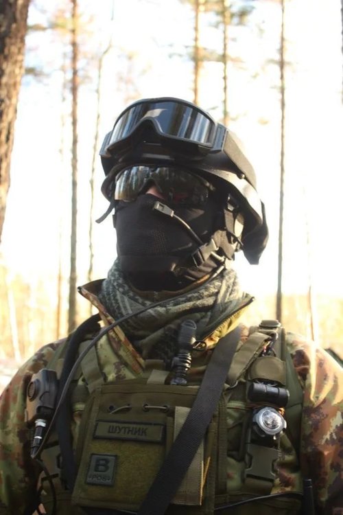 Фото в военной форме мужчины без лица