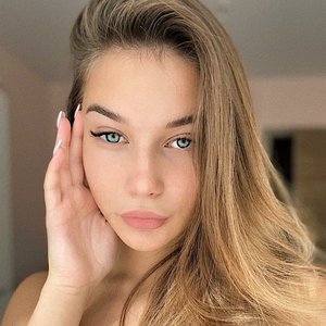 Александра, 20 лет, Россия, Москва, познакомится с парнем в возрасте 25 - 48 лет