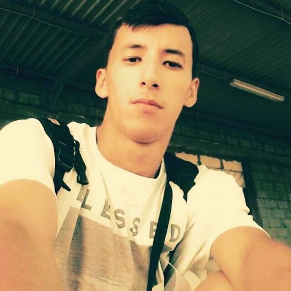 Alikhan maks
