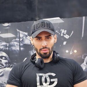 Dr Mahan Rad