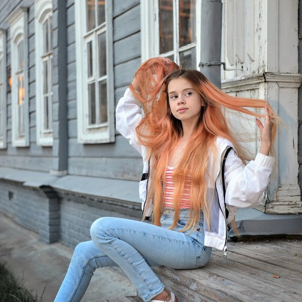 Фото нары блоггер из лайка нара Shtampik.com
